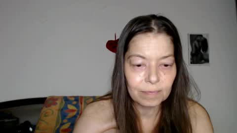 Chiara online show from October 18, 9:30 pm