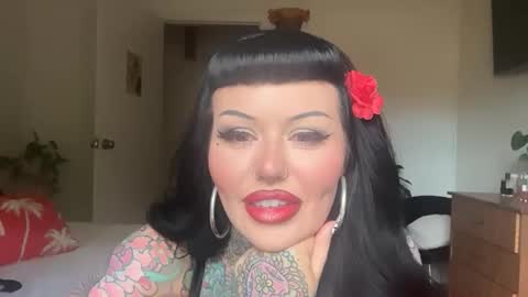 Chickhabit66 online show from November 7, 4:59 am