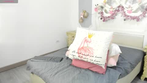 Chiki online show from November 29, 8:27 pm