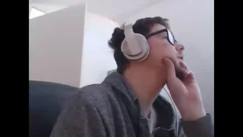 Snapshot of chillzonecam chatting on September 14, 10:17 am chillzonecam online show from September 14, 10:17 am