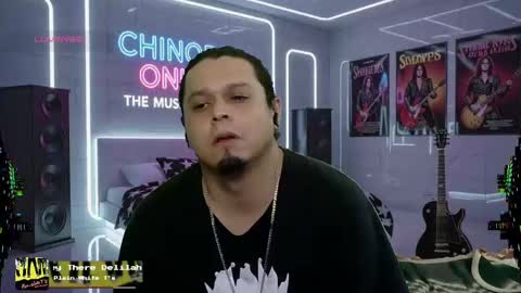 Enrique online show from October 3, 8:06 pm