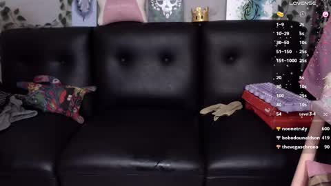 chise chann online show from November 13, 12:52 pm