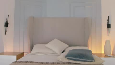 Chloe online show from April 14, 12:19 pm