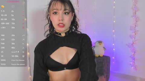 Snapshot of chloe_evans12 chatting on September 17, 1:42 am Chloe  online show from September 17, 1:42 am