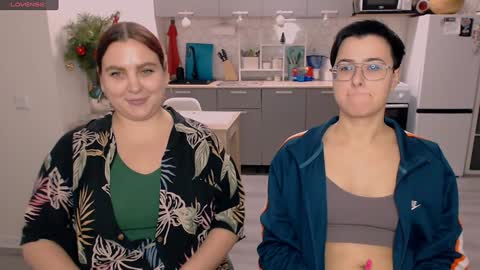 Eva and Sandra online show from January 8, 10:58 pm