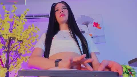 Snapshot of chloebigcockxx chatting on October 28, 12:00 am Im Chloe    independent account      online show from October 28, 12:00 am
