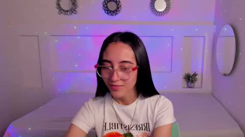 chloehil2 online show from February 20, 8:58 pm