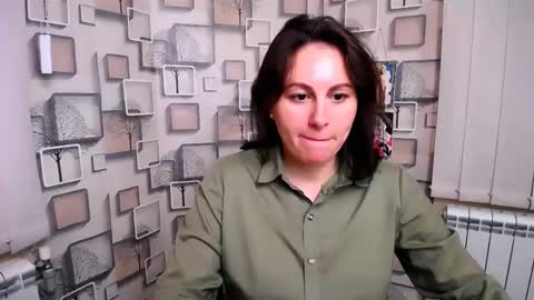 Chloe online show from October 26, 9:54 am