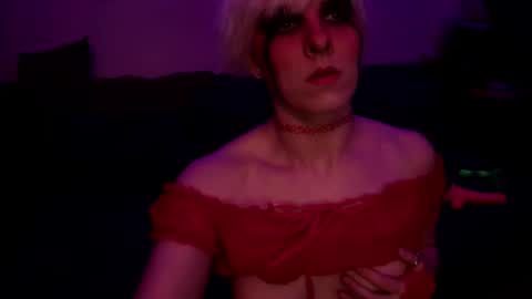 Chloekissxo online show from February 7, 4:59 am