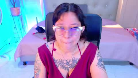 Chloe rosse online show from May 2, 4:40 am