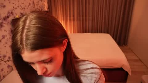 Chloe online show from May 21, 6:36 pm