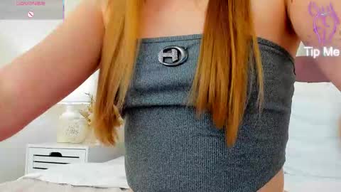 Chloe online show from September 26, 8:06 pm