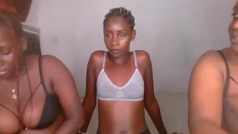 choco_velvett online show from April 9, 9:42 pm