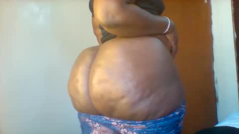 chocobabe002 online show from November 3, 5:30 am