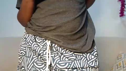 Lofti online show from April 8, 11:35 am