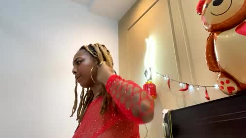 ChocolateCakeQueen online show from February 15, 2:15 am