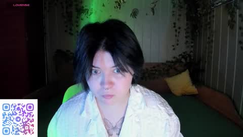 Snapshot of choe_bliss chatting on October 21, 2:49 am choe_bliss online show from October 21, 2:49 am