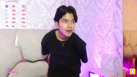 chos_tay online show from July 2, 11:37 am