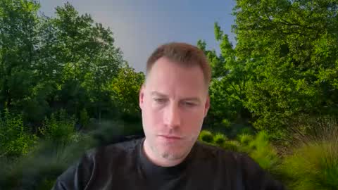 Snapshot of chris2024x chatting on September 25, 10:33 am Christian online show from September 25, 10:33 am