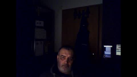 Snapshot of chris250268 chatting on January 11, 2:41 am Chris online show from January 11, 2:41 am