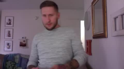 Christopher the Blue-Eye Guy online show from October 21, 4:54 pm