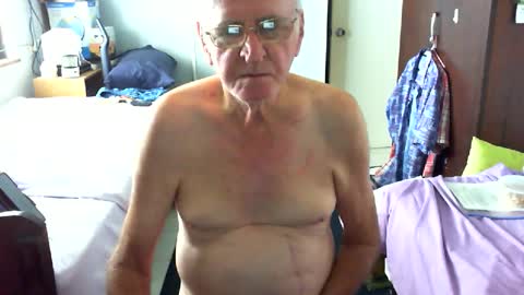 Chris online show from April 20, 12:57 am