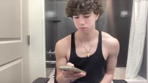 chris_baker1 online show from March 21, 4:51 am