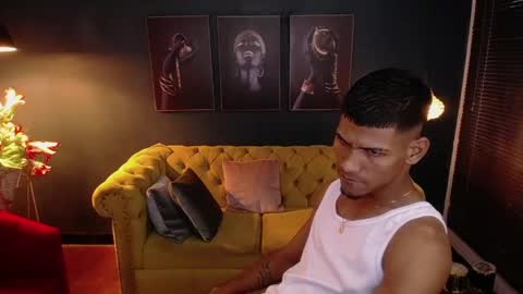 chris online show from May 30, 11:03 pm