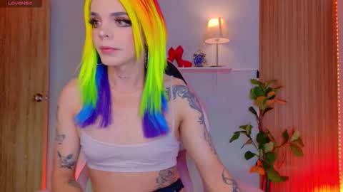 juli   Instagram july rv17 - Twitter juli rv17     online show from March 16, 11:58 am