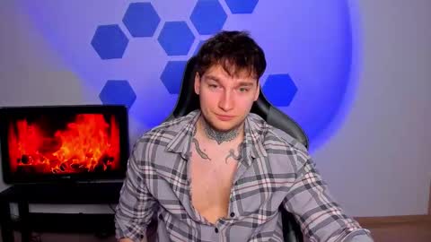 Chris Tyson online show from January 18, 10:35 am