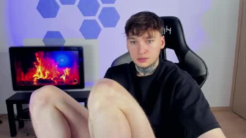 Chris Tyson online show from March 1, 1:53 am