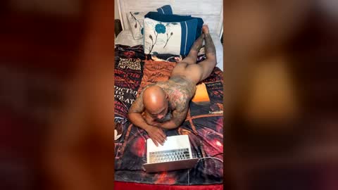 KING YAMMY online show from February 13, 11:41 pm