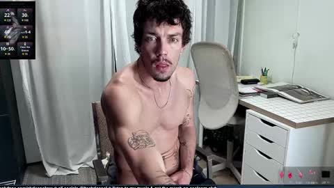 Snapshot of chriscool93 chatting on September 14, 4:26 am Content creator  artist online show from September 14, 4:26 am