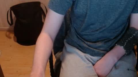 chriser_xxx online show from January 2, 10:55 pm