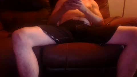 chrisqsqs828 online show from September 10, 10:44 pm