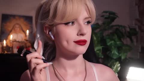 chriss_foxx online show from May 31, 6:09 pm