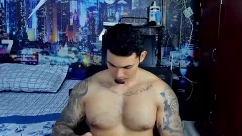 Chriss Stewart online show from May 12, 1:58 am