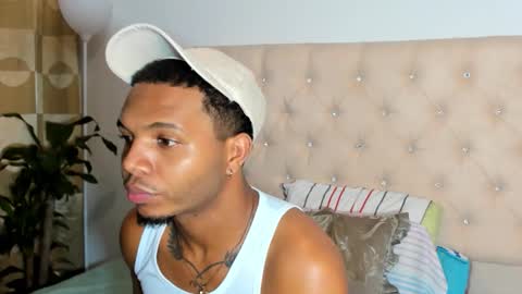 Chriss Vall online show from March 30, 7:41 am