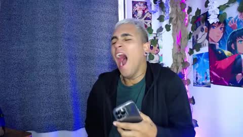 Snapshot of chriss_wg_ chatting on December 26, 11:43 am Christian Wang online show from December 26, 11:43 am