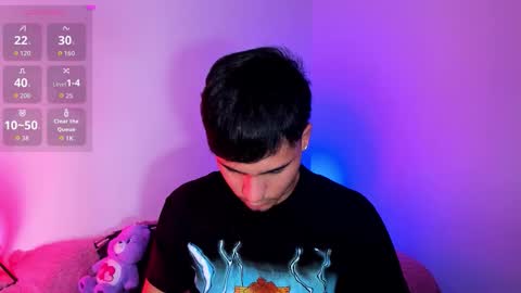 Christian Wang online show from November 23, 9:24 pm