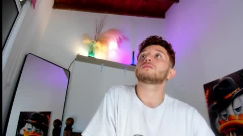 Hi dont forguet to follow me    online show from September 24, 9:16 am