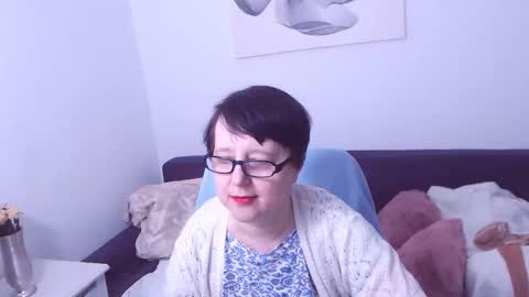 Christa online show from February 1, 7:11 pm