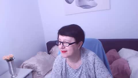 Christa online show from October 8, 11:43 pm