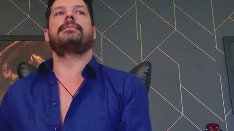 Chris online show from January 17, 5:32 am