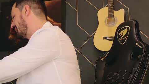 Chris online show from February 2, 3:32 am