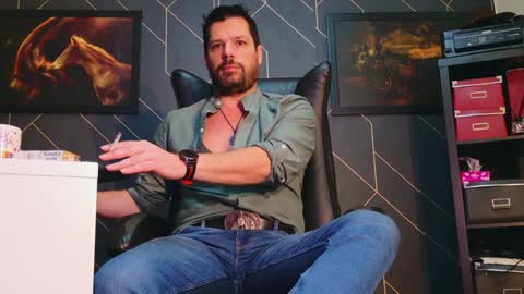 Chris online show from January 24, 2:07 am