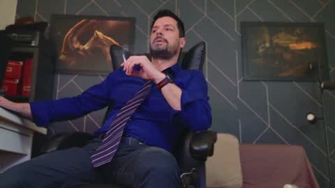 Chris online show from January 2, 3:08 pm