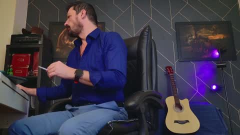 Chris online show from January 17, 2:29 am