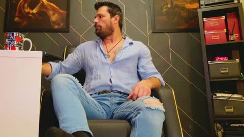 Chris online show from January 24, 3:34 pm