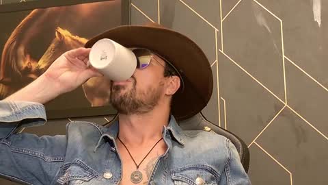 Chris online show from January 30, 8:11 am